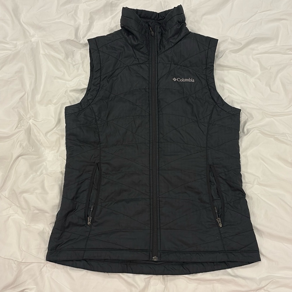 Columbia Women’s Heavenly II Vest - Size Medium, Black